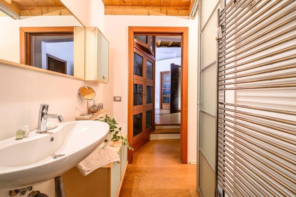 Апартаменти Ab Plus - Via Del Carro 11 Болонья Екстер'єр фото