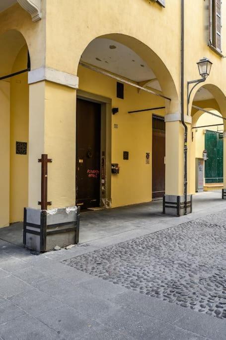 Апартаменти Ab Plus - Via Del Carro 11 Болонья Екстер'єр фото